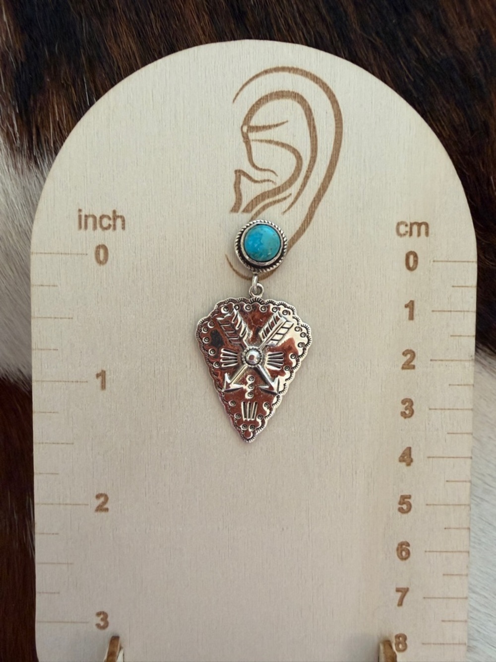 ❤️Kingman Turquoise Arrowhead Sterling Silver Symbol Hand Stamped Earrings 13.2G - Picture 9 of 15